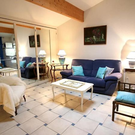 Les Colombages Apartamento Biziat Exterior foto